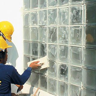 ตัวอย่างการยาแนวบล็อคแก้วที่หน่วยงาน (Job site) Thumbnail
