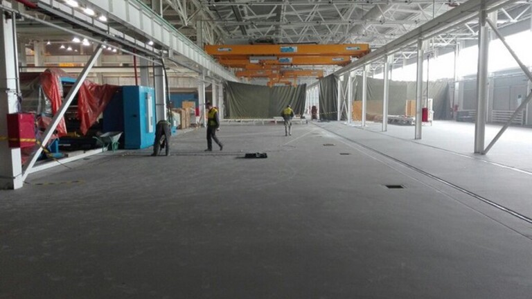 Industrial_floor_renovation_in_production_plant2.jpg Industrial_floor_renovation_in_production_plant2.jpg